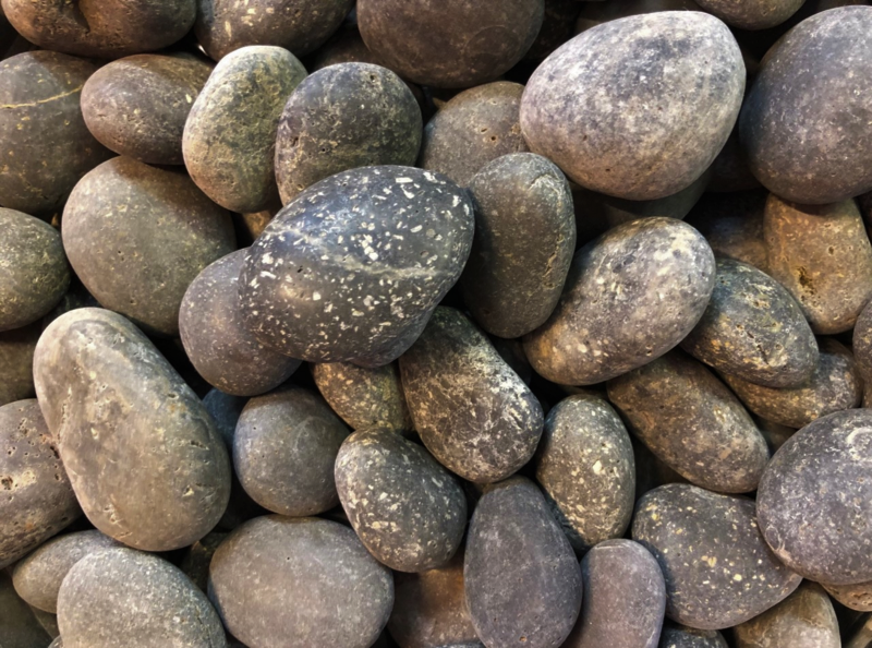 40lb Bagged Small Unpolished Beach Stone-Black